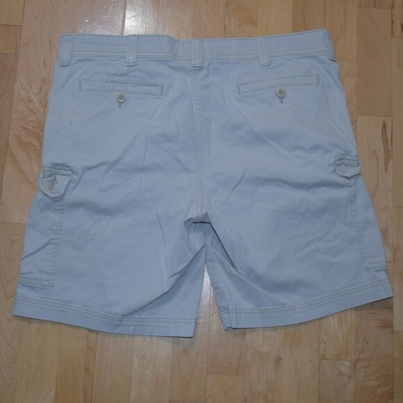 ST. JOHN'S BAY Men's Sz 40 COMFORT . STRETCH WAIST Cargo Shorts - EXCELLENT - Picture 6 of 6
